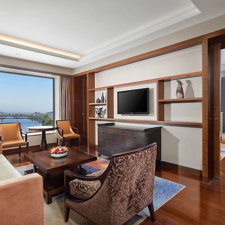 Crowne Plaza Huangshan Yucheng By Ihg Екстериор снимка