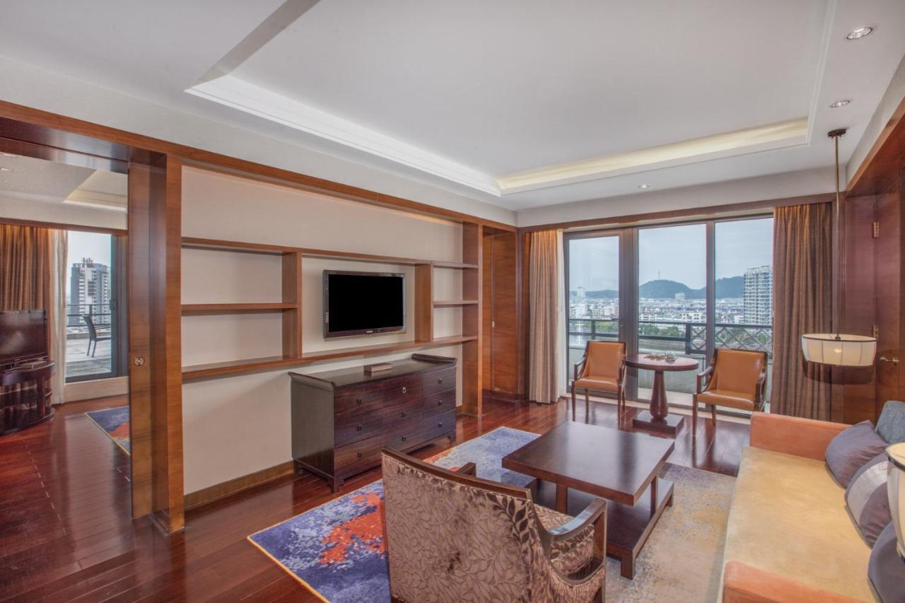 Crowne Plaza Huangshan Yucheng By Ihg Екстериор снимка