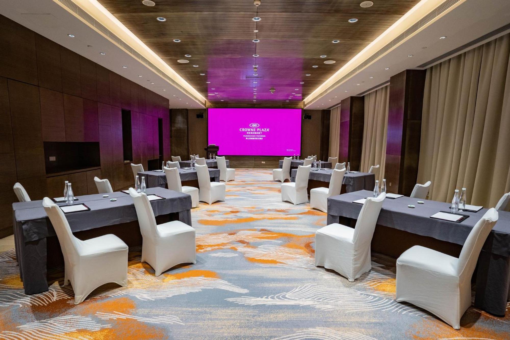 Crowne Plaza Huangshan Yucheng By Ihg Екстериор снимка