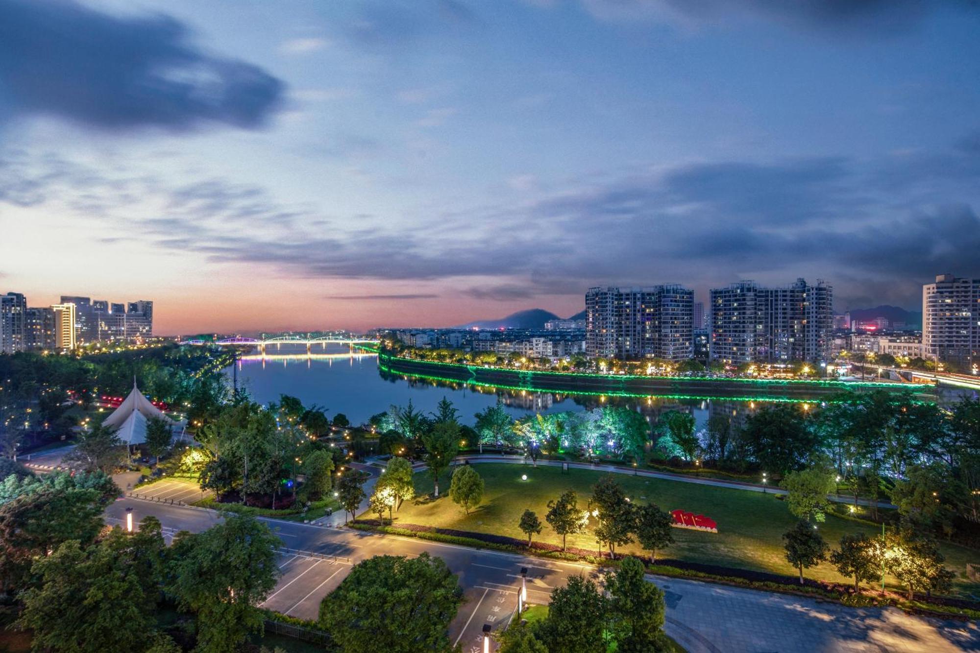 Crowne Plaza Huangshan Yucheng By Ihg Екстериор снимка